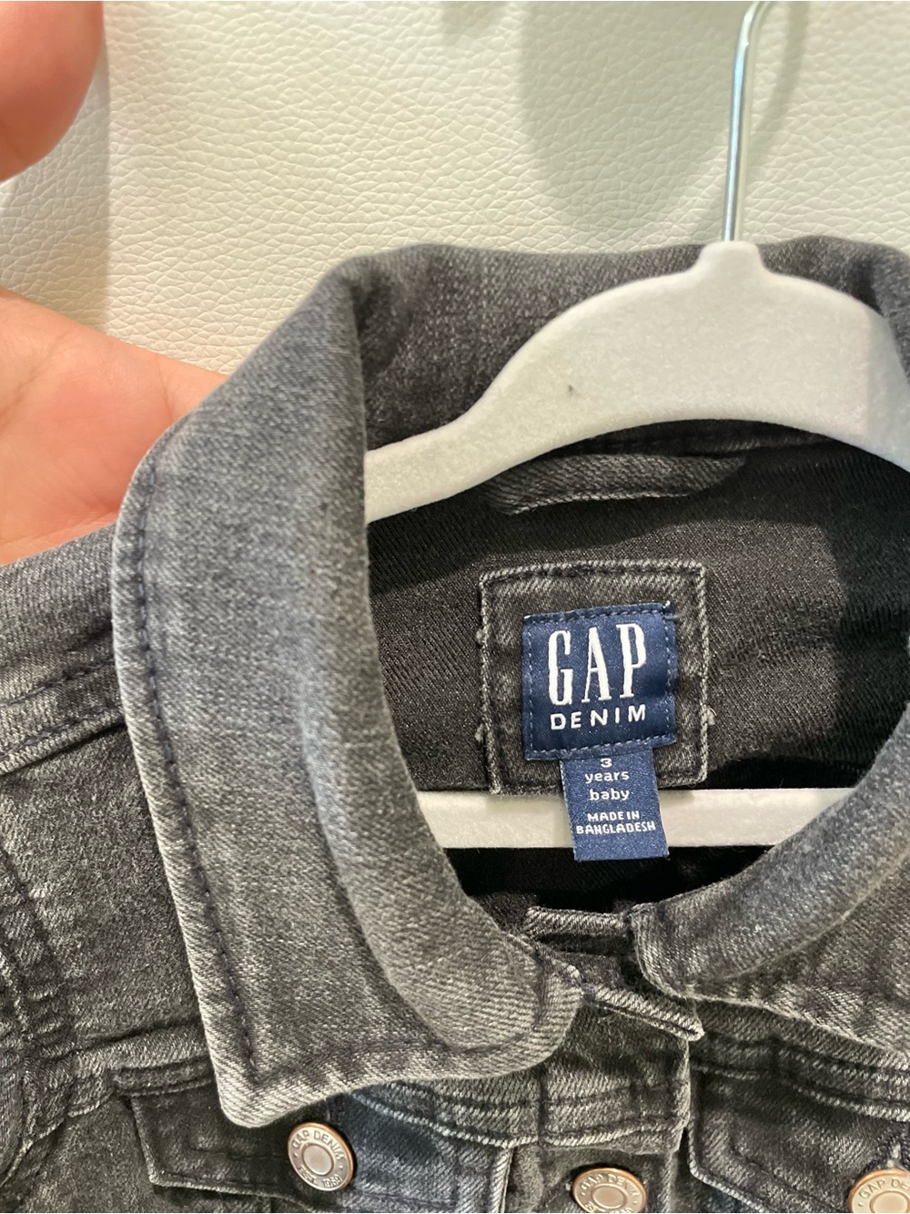 GAP Black Wash Denim Jacket for Kids - Picture 2 of 2